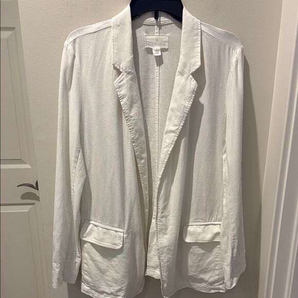 Caslon White Linen blend Open Front Blazer size medium - Picture 3 of 10